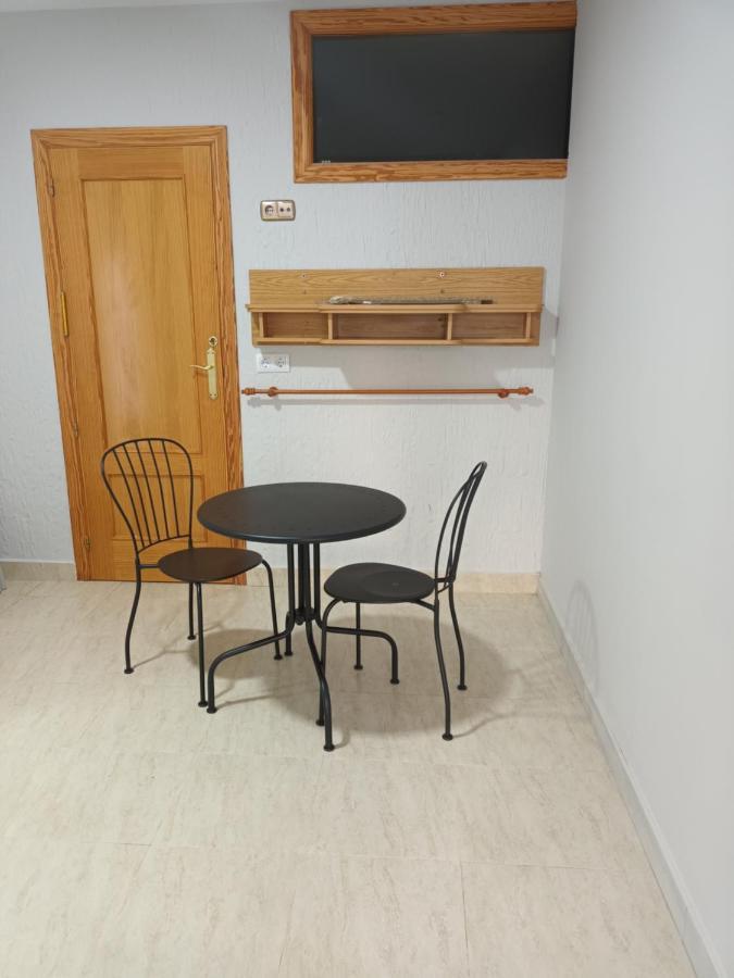 Hostal Cerro Del Castillo 후미야 외부 사진